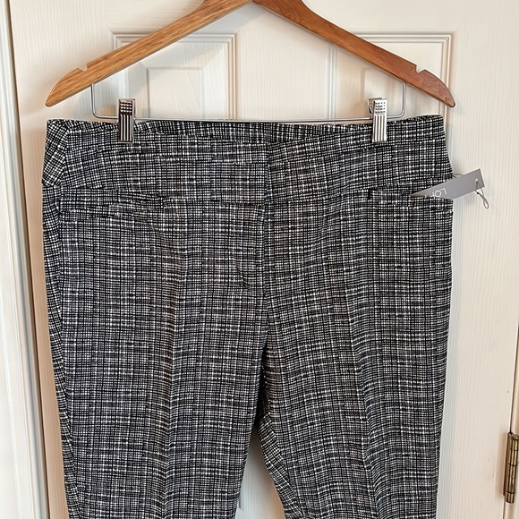 Pants - Picture 2 of 5